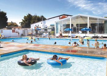 Lakeside Holiday Park