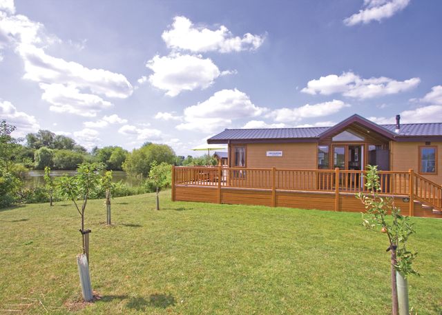 The Springs Lakeside Holiday Park
