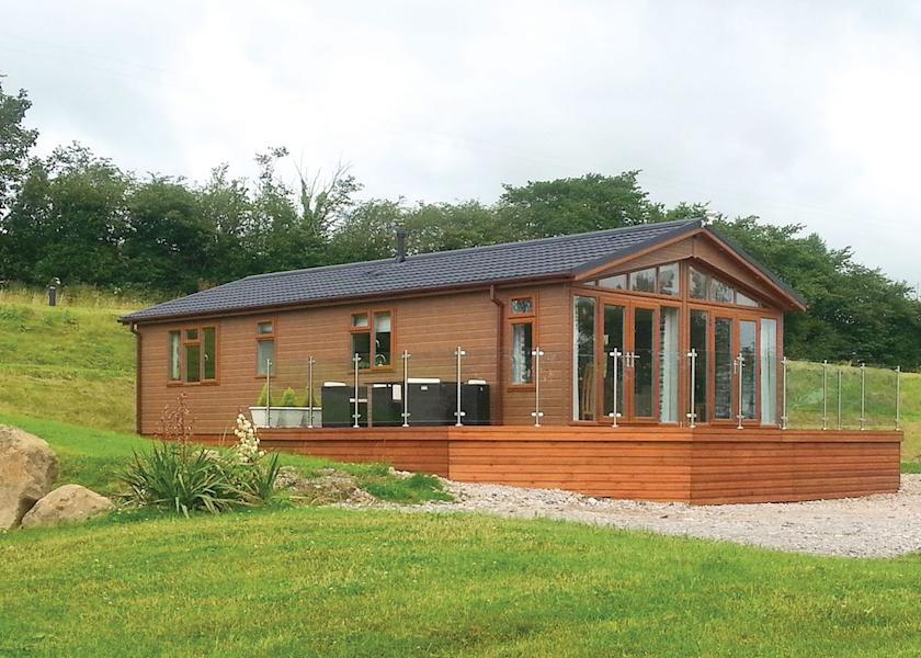 Redwell Lakes Lodges